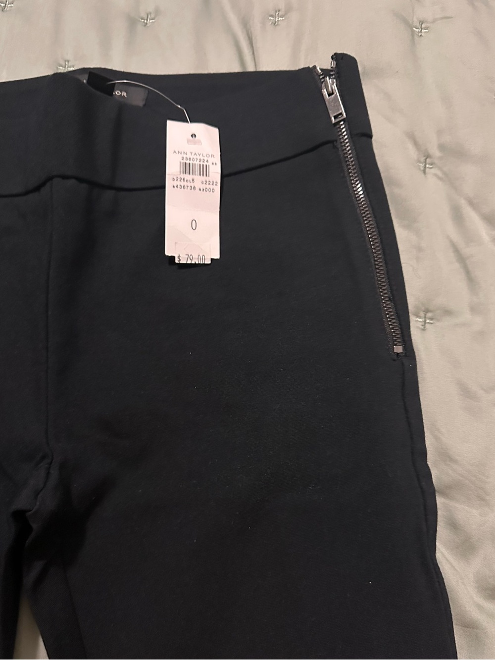 NWT Ann Taylor Black Ponte Side-Zip Slim Pants - Picture 3 of 9